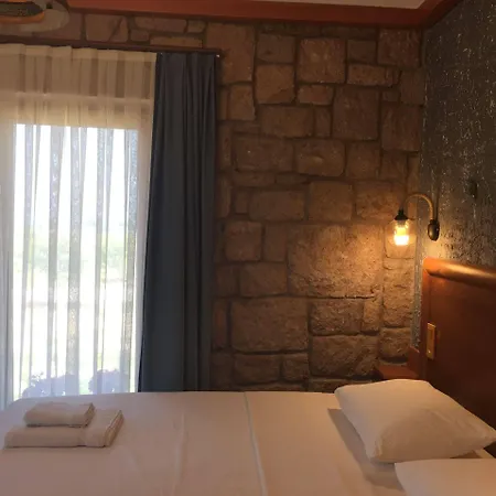 Hotell Elyada Ve Bag Evi 8 Yas Uestue 2*