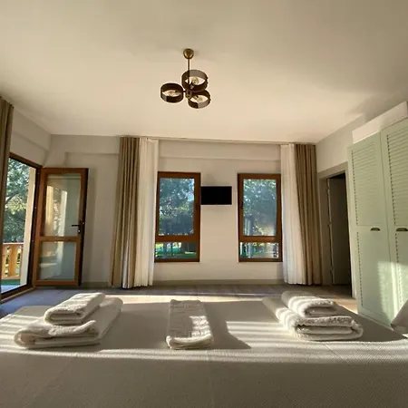 Elyada Ve Bag Evi 8 Yas Uestue Hotel 2*