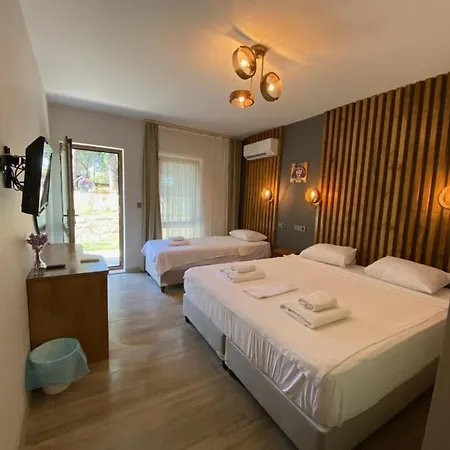 Hotell Elyada Ve Bag Evi 8 Yas Uestue