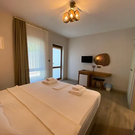 Hotell Elyada Ve Bag Evi 8 Yas Uestue Bozcaada