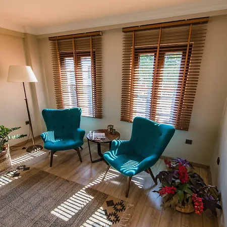 Hotel Elyada Ve Bag Evi 8 Yas Uestue