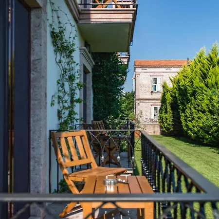 Elyada Ve Bag Evi 8 Yas Uestue Hotell 2*