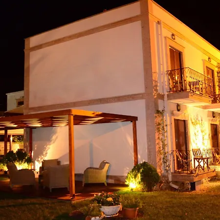 Elyada Ve Bag Evi 8 Yas Uestue